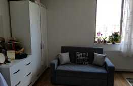 Apartament 2 camere, etaj intermediar, parcare, zona strazii Eroilor!