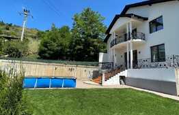 Casa individuala, 220 utili, 500 teren, semifinisat, Zona Baciu