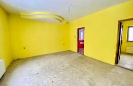 Casa individuala cu 9 camere, 450 mp utili, 100 mp curte, parcare, zona strazii Sf. Ioan