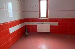 Casa individuala cu 9 camere, 450 mp utili, 100 mp curte, parcare, zona strazii Sf. Ioan