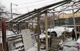 Casa individuala de vanzare, 391 mp teren, Gruia