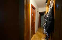 Apartament 3 camere, 75 mp, decomandat, zona Răcădău