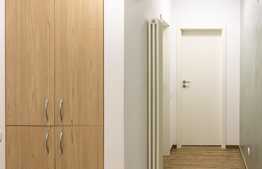 Apartament 2 camere, 65 mp, decomandat, gradina 85 mp, zona Noua