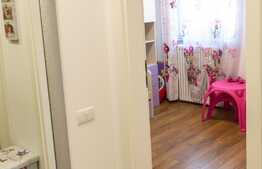 Apartament 2 camere, 65 mp, decomandat, gradina 85 mp, zona Noua