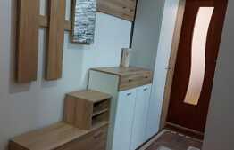 Apartament 3 camere, 52 mp, decomandat, zona Zorilor