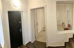 Casa de vanzare 2 camere, zona centrala