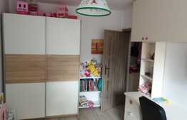 Apartament 3 camere, loc de parcare, gradina 45 mp, cartierul Buna Ziua