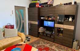 De vanzare garsoniera, 32 mp, zona Saturn