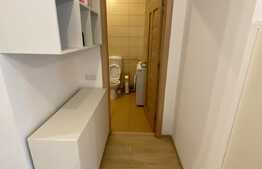 Vanzare 3 camere, 81 mp utili,etaj intermediar,boxa, garaj ,2 balcoane! Zona Sub Cetate!