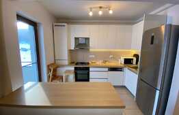 Vanzare 3 camere, 81 mp utili,etaj intermediar,boxa, garaj ,2 balcoane! Zona Sub Cetate!