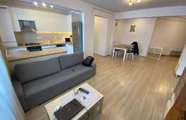 Vanzare 3 camere, 81 mp utili,etaj intermediar,boxa, garaj ,2 balcoane! Zona Sub Cetate!