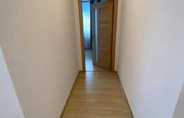 Vanzare 3 camere, 81 mp utili,etaj intermediar,boxa, garaj ,2 balcoane! Zona Sub Cetate!