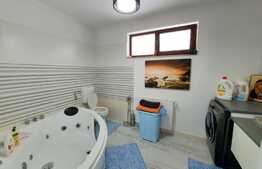 Vanzare duplex 186 mp utili, teren 240 mp! Finisaje de TOP!