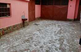 Apartament la casa, 2 camere, 60 mp, zona Florilor