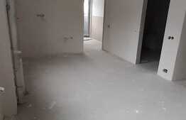 Apartament 2 camere, balcon, semifinisat! Zona strazii Teilor!