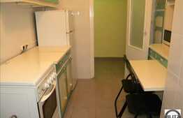 Apartament 2 camere, 48 mp, decomandat, parcare, zona Hotel Royal
