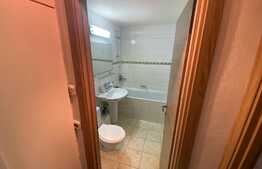 Apartament 3 camere, decomandat, A.C, zona strazii Bucuresti