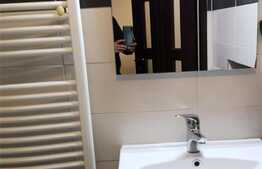 Apartament 3 camere la casa, parcare, 90 mp, zona  Centrala