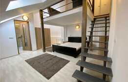 Apartament 3 camere la casa, parcare, 90 mp, zona  Centrala