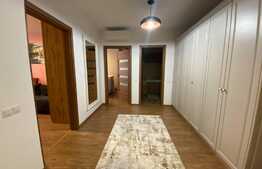 Apartament cu 3 camere, LUX, etaj intermediar, zona VIVO