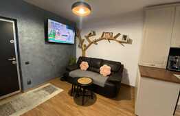 Apartament cu 3 camere, LUX, etaj intermediar, zona VIVO