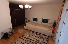 Apartament decomandat, etaj intermediar, parcare, zona Muzeul Apei!