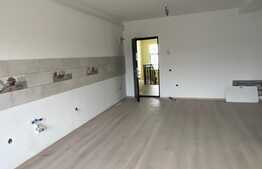 Apartament 3 camere, finisat, 2 bai, 2 balcoane, zona Terra!