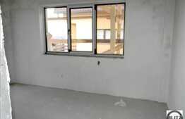 Apartament 2 camere in vila, zona Europa, semifinisat