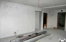 Apartament 2 camere in vila, zona Europa, semifinisat
