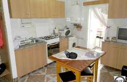 Apartament 2 camere, decomandat, 54 mp, boxa la subsol, zona strazii Teleorman