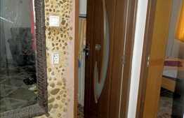 Apartament 2 camere, decomandat, 54 mp, boxa la subsol, zona strazii Teleorman