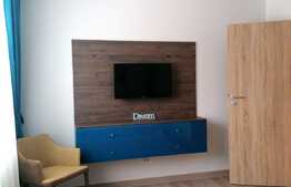 Apartament de lux, 55 mp, decomandat, parcare, terasa 18 mp, zona Astra