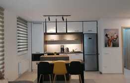 Apartament de lux, 55 mp, decomandat, parcare, terasa 18 mp, zona Astra