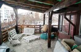 Apartament cu 3 camere cu o terasa de 75mp in vila!