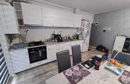 Apartament 2 camere, 49mp, balcon! Zona strazii Sesul de Sus!