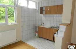 Garsoniera 28 mp utili, partial mobilata, zona strazii Parang