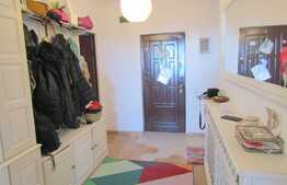 Apartament 3 camere, 104 mp, loc de parcare , zona Grand Hotel Italia !