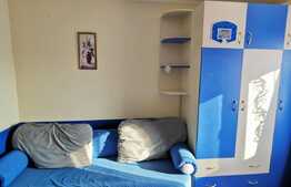 Apartament cu 3 camere decomandat, 75 de mp, parcare, zona Iulius Mall