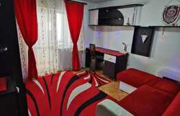 Apartament cu 3 camere decomandat, 75 de mp, parcare, zona Iulius Mall
