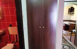 Apartament cu 3 camere decomandat, 75 de mp, parcare, zona Iulius Mall