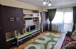Apartament cu 3 camere decomandat, 75 de mp, parcare, zona Iulius Mall