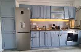 Apartament de lux, decomandat, garaj, lift! Zona strazii Eroilor!