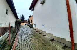 Casa individuala 240mp, 6 camere, teren de 600mp, in cartierul Andrei Muresanu