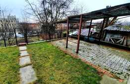 Casa individuala 240mp, 6 camere, teren de 600mp, in cartierul Andrei Muresanu