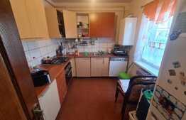 Apartament 2 camere, bucatarie inchisa, etaj intermediat! Zona strazii Gheorghe Doja!