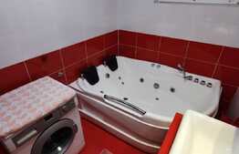 Apartament 3 camere, 68 de mp, 2 balcoane, parcare, zona Lidl