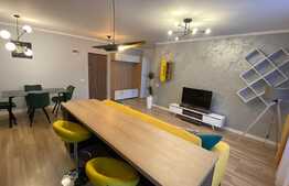 Apartament de lux, garaj, etaj intermediar, lift, zona Florilor