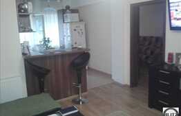 De vanzare apartament cu 3 camere ,decomandat, cu loc parcare in zona Baumax