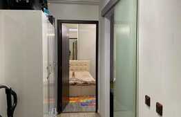 Etaj intermediar, 40 mp, balcon inchis, zona Eroilor