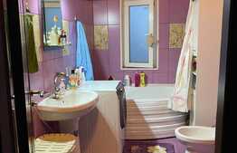 Etaj intermediar, 40 mp, balcon inchis, zona Eroilor